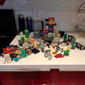 HUGE Minecraft lot of toys figures